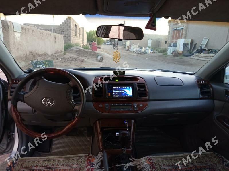 Toyota Camry 2005 - 190 000 TMT - етр. Туркменбаши - img 5