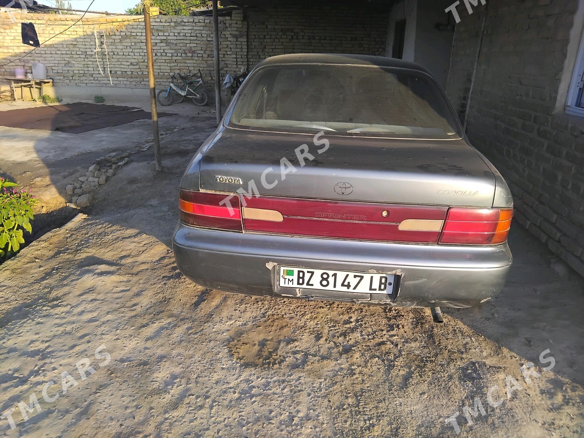 Toyota Corolla 1991 - 35 000 TMT - Garabekewül - img 5