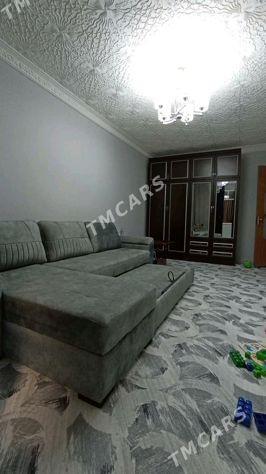 11 Мкр 1 этаж 1 ком + подвал - Aşgabat - img 8