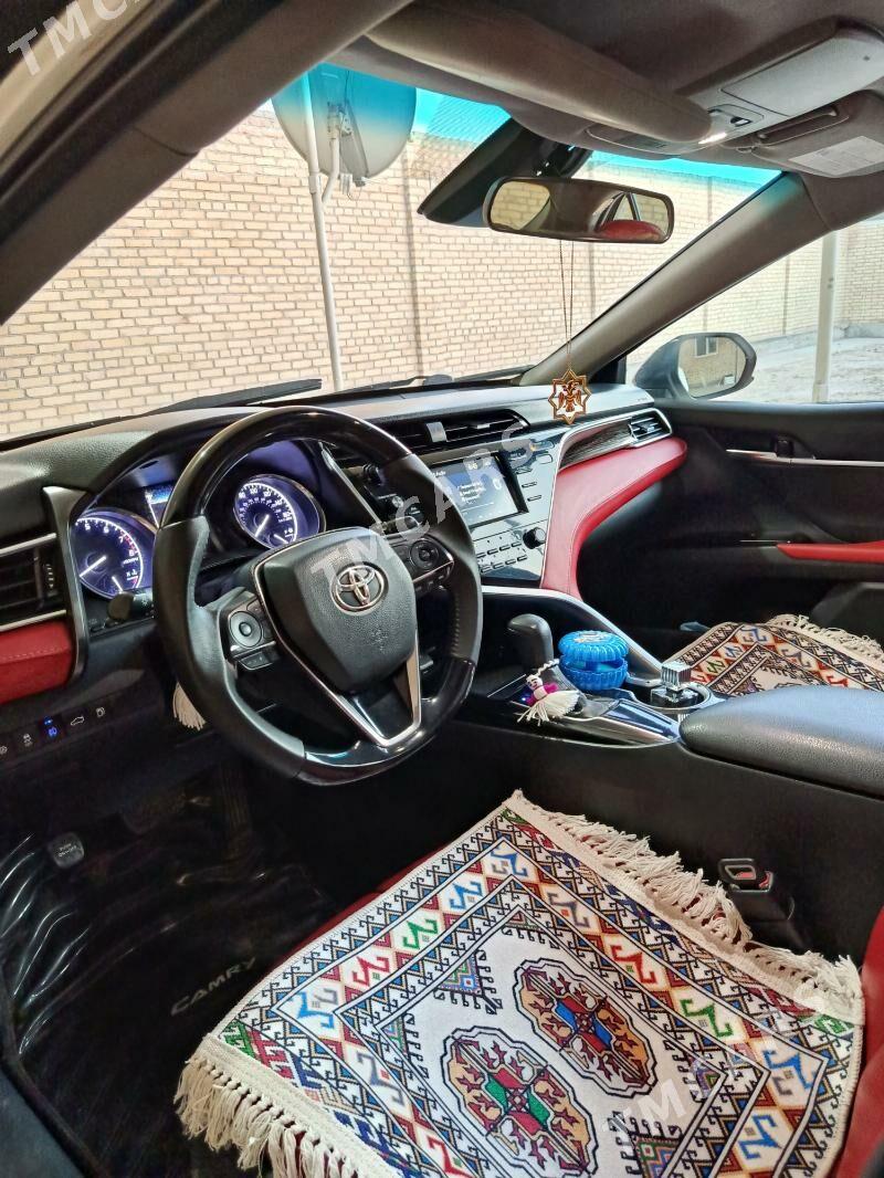 Toyota Camry 2018 - 275 000 TMT - Saýat - img 9