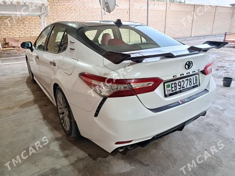 Toyota Camry 2018 - 275 000 TMT - Saýat - img 5