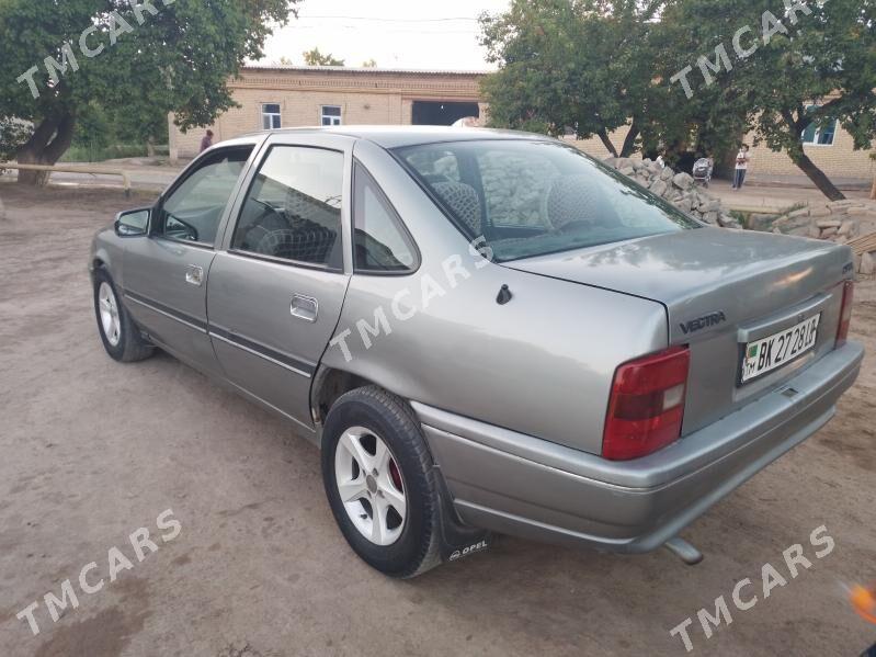 Opel Vectra 1993 - 40 000 TMT - Дянев - img 5