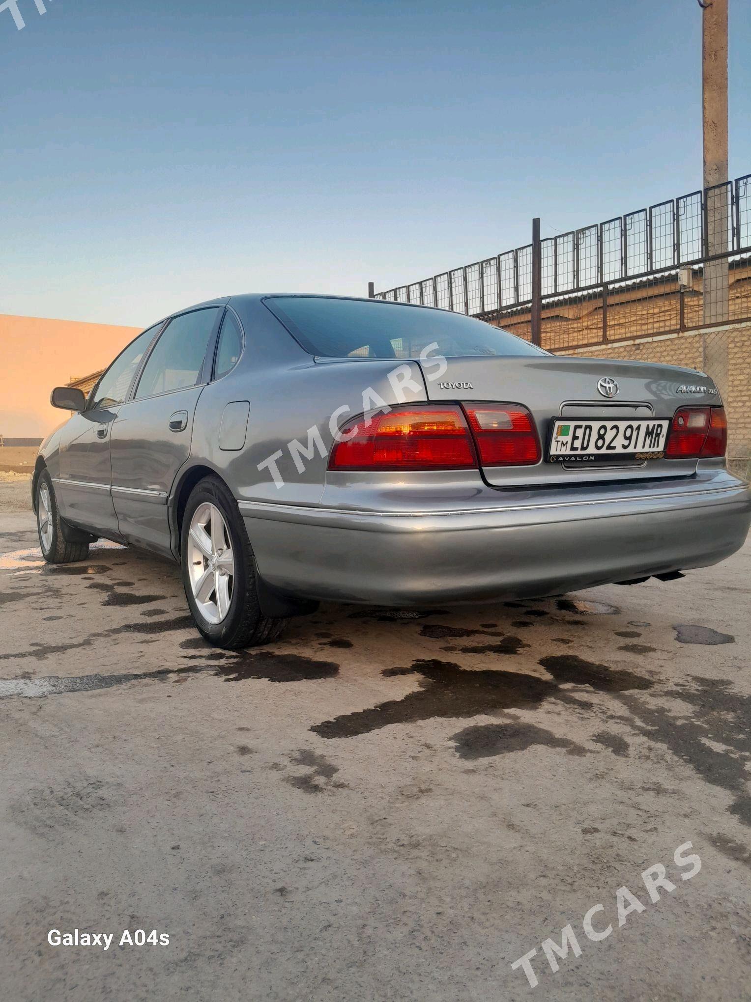 Toyota Avalon 1998 - 130 000 TMT - Wekilbazar - img 2