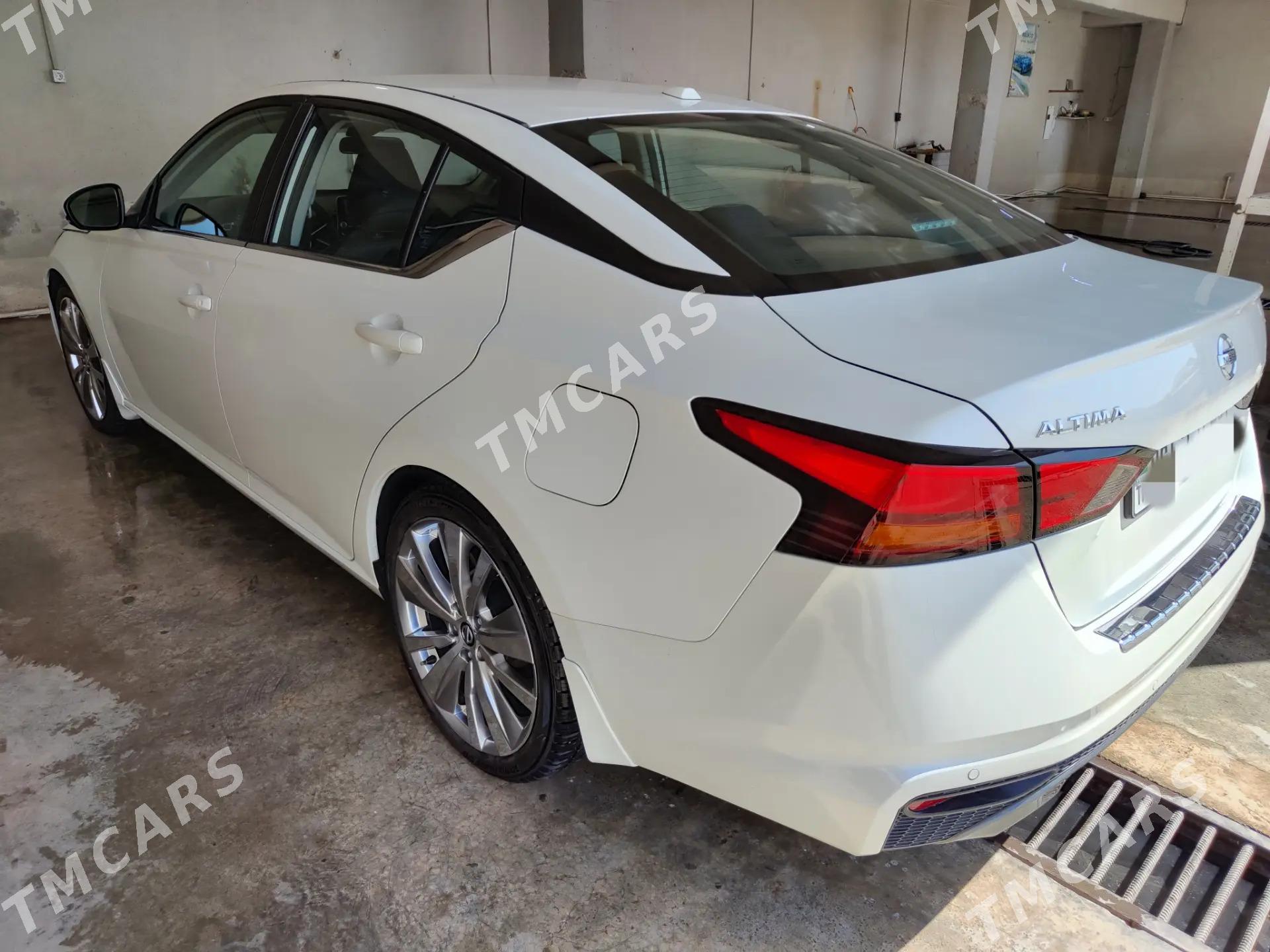 Nissan Altima 2020 - 260 000 TMT - Baýramaly - img 10
