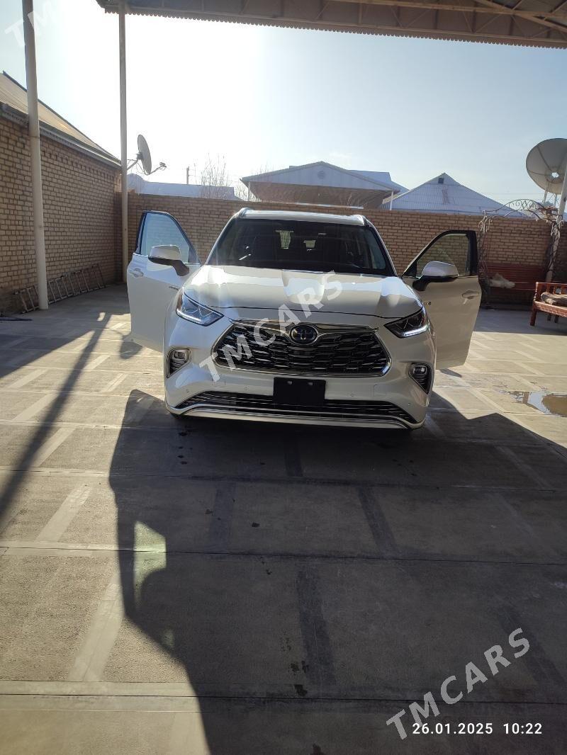 Toyota Highlander 2022 - 555 000 TMT - Мары - img 2