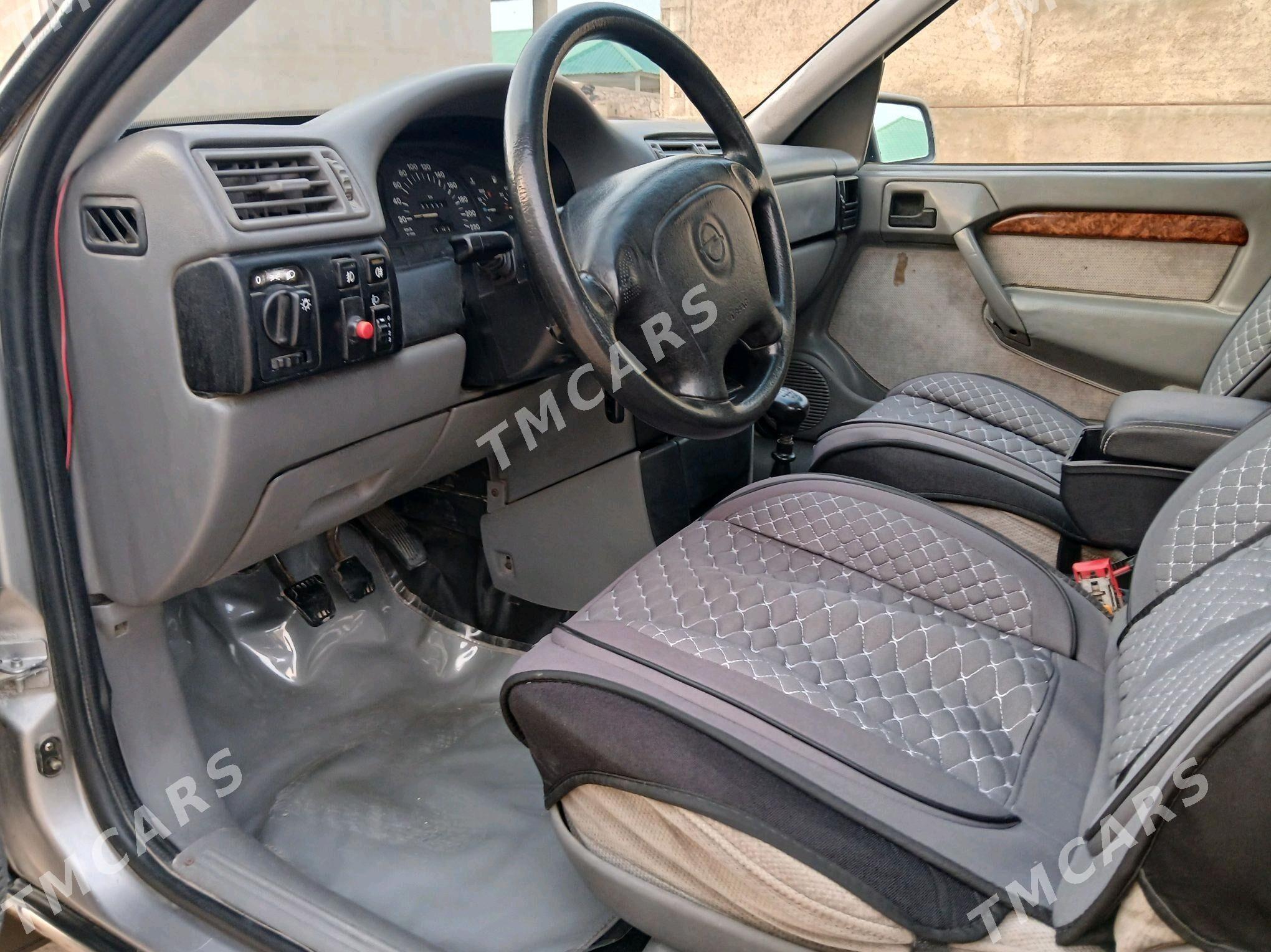 Opel Vectra 1995 - 45 000 TMT - Türkmenbaşy - img 5