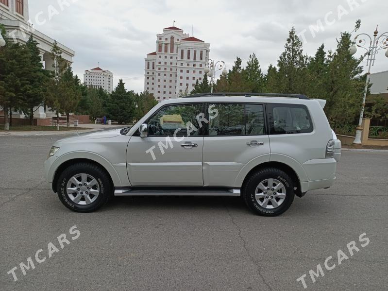 Mitsubishi Pajero 2011 - 255 000 TMT - Гуртли - img 2