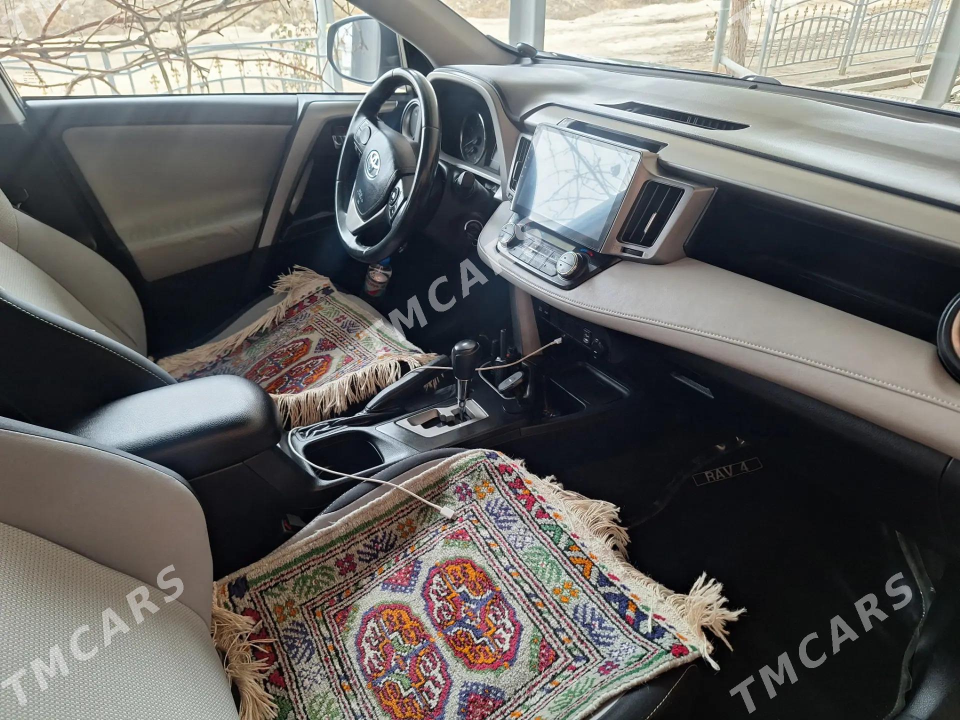 Toyota RAV4 2016 - 310 000 TMT - Türkmenabat - img 5