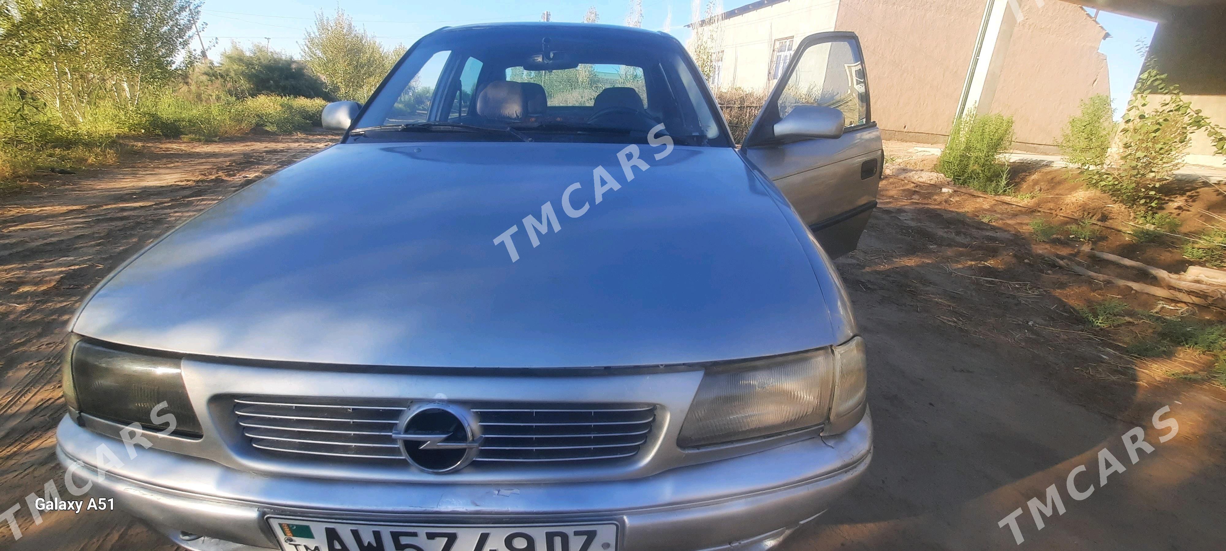 Opel Astra 1994 - 38 000 TMT - Türkmenbaşy etr. - img 9