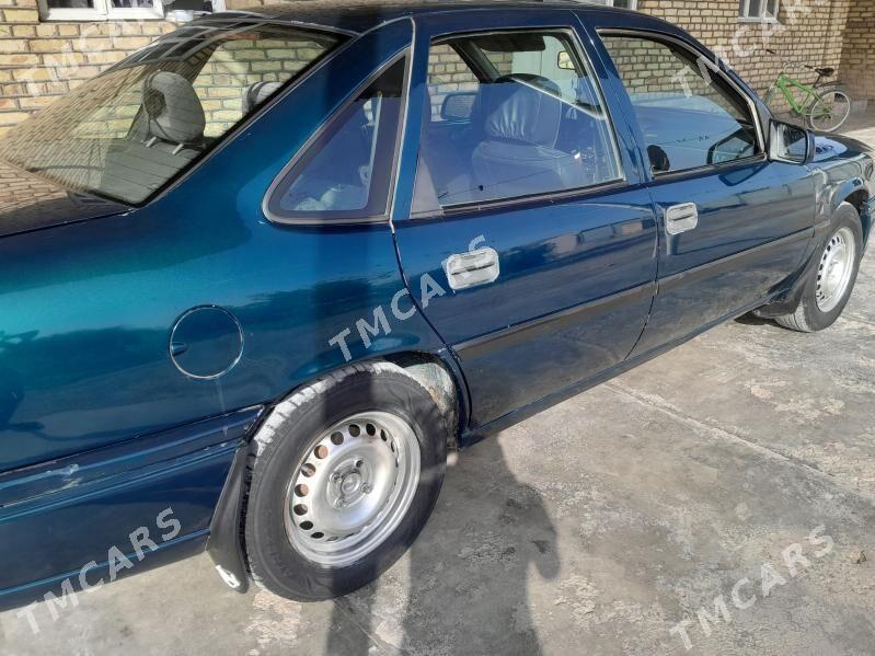 Opel Vectra 1994 - 45 000 TMT - Мары - img 3