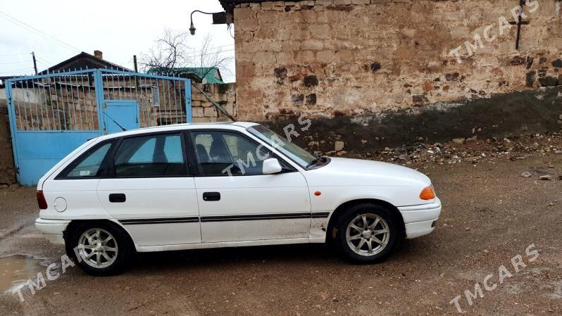Opel Astra 1994 - 35 000 TMT - Türkmenbaşy - img 4