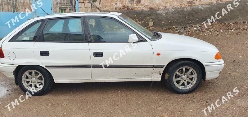 Opel Astra 1994 - 35 000 TMT - Türkmenbaşy - img 6