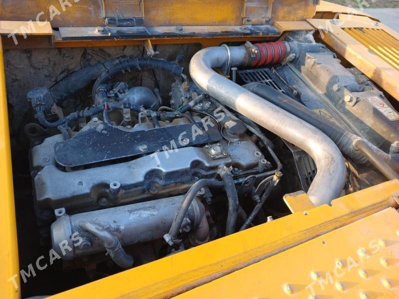 JCB 5CX Wastemaster 2011 - 1 300 000 TMT - Бузмеин - img 2