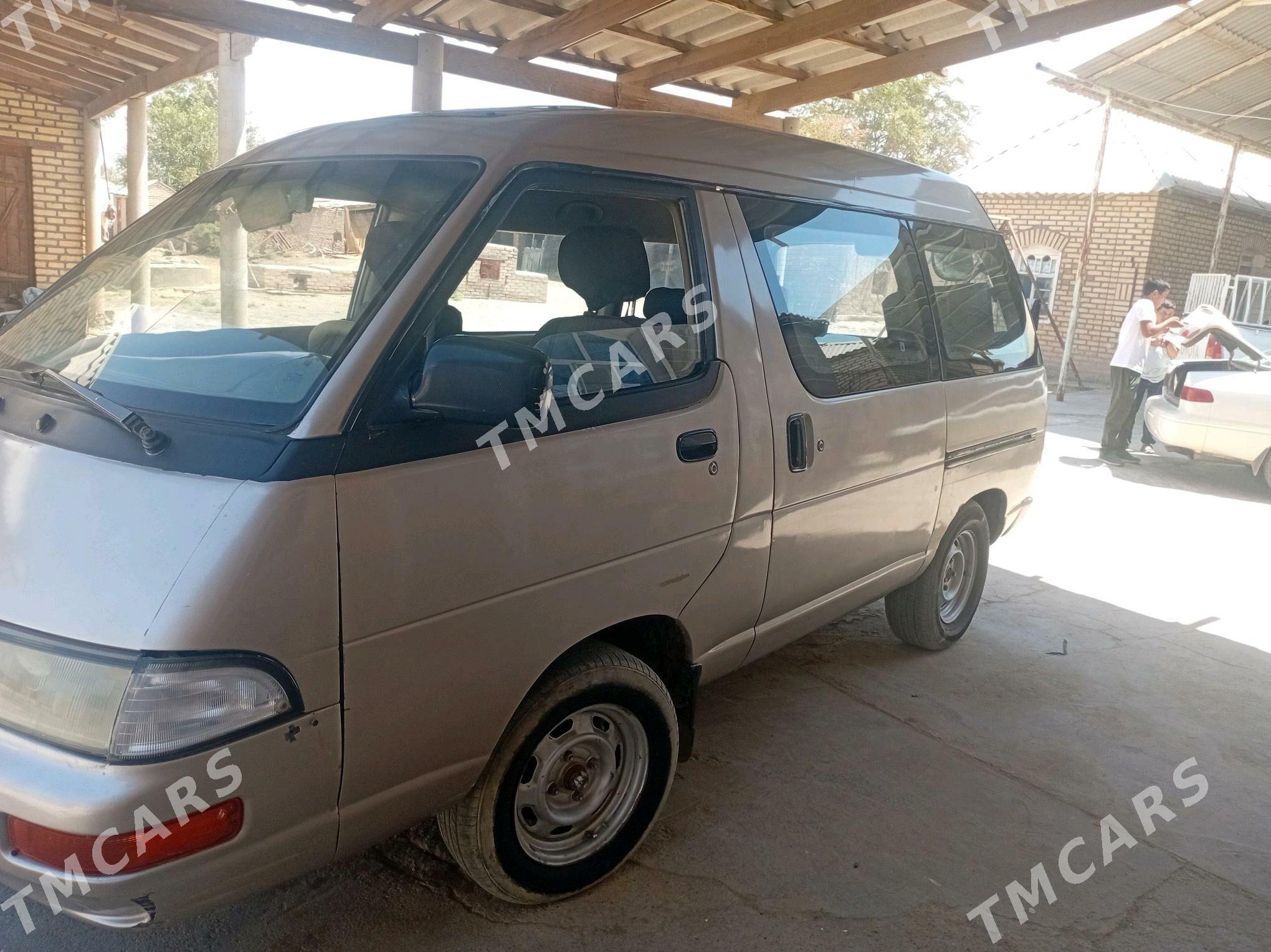 Toyota Town Ace 1992 - 27 000 TMT - Байрамали - img 4