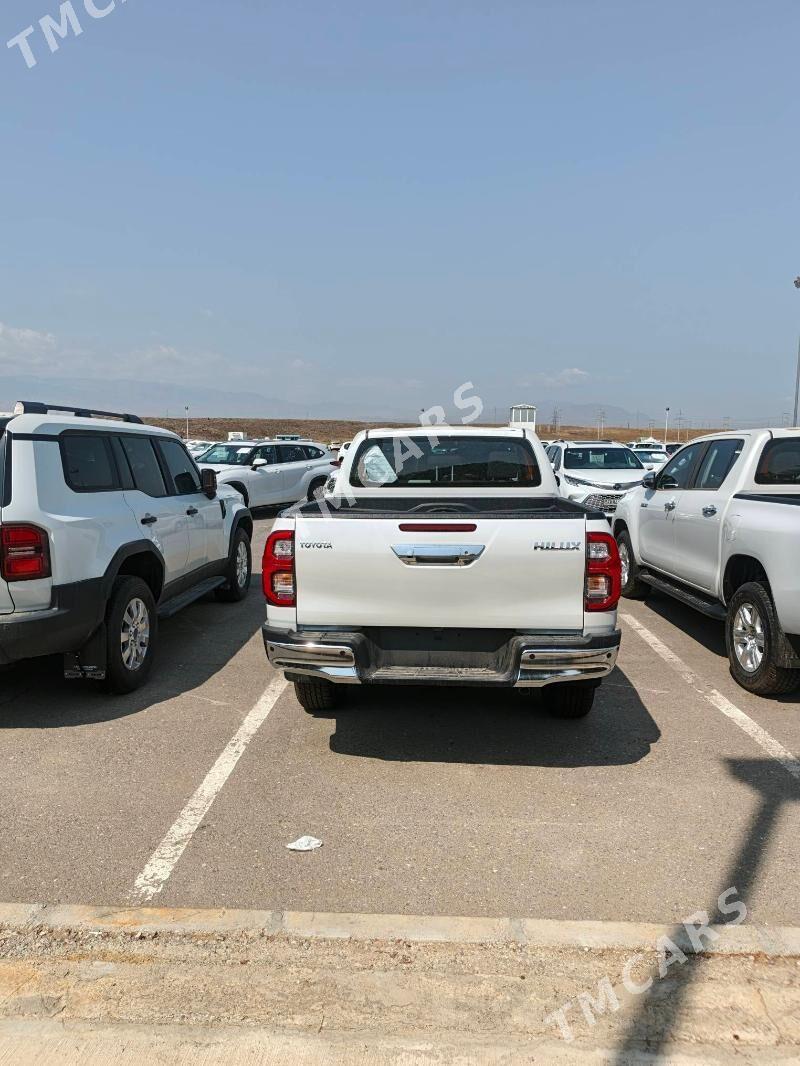 Toyota Hilux 2025 - 708 000 TMT - Ашхабад - img 6