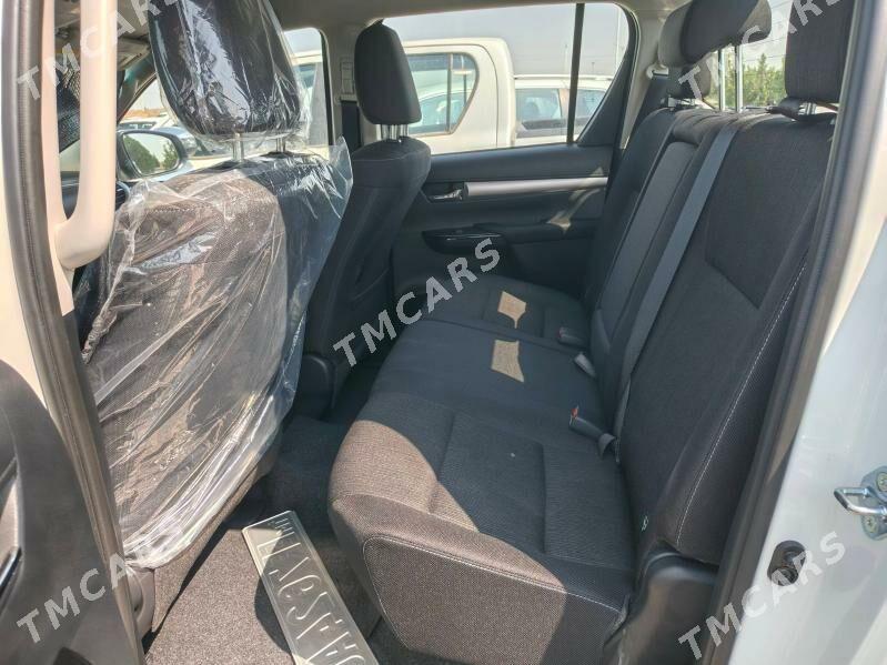Toyota Hilux 2025 - 708 000 TMT - Ашхабад - img 5
