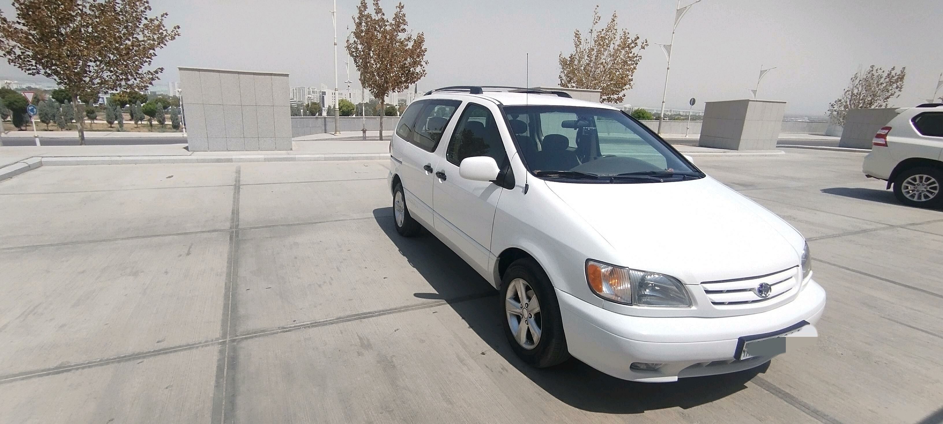 Toyota Sienna 2001 - 170 000 TMT - Änew - img 4