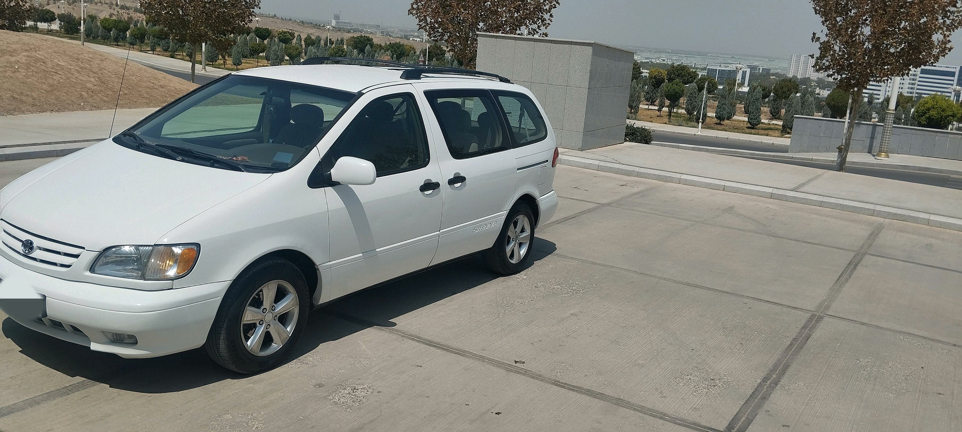 Toyota Sienna 2001 - 170 000 TMT - Änew - img 5
