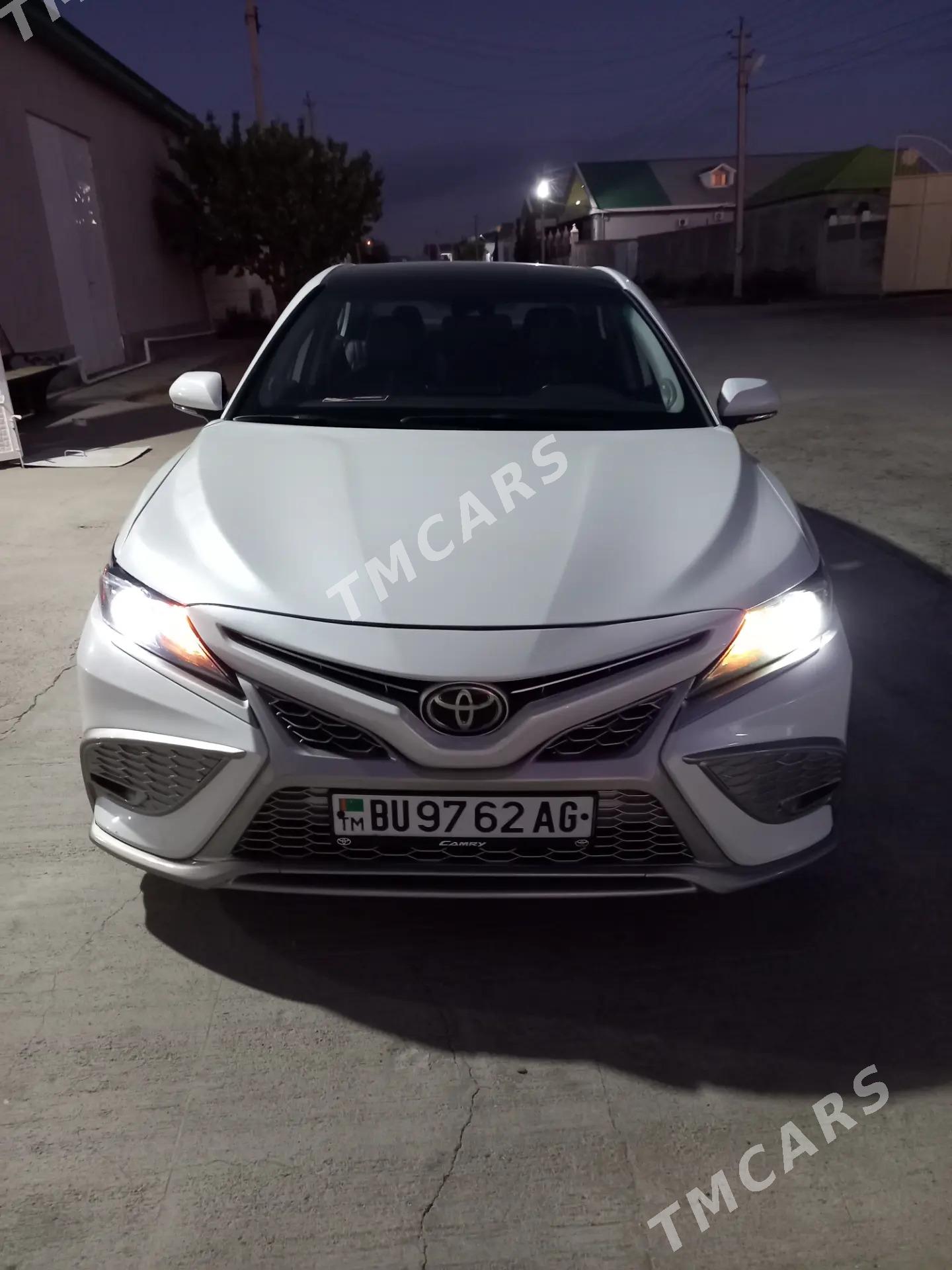 Toyota Camry 2021 - 370 000 TMT - Aşgabat - img 6