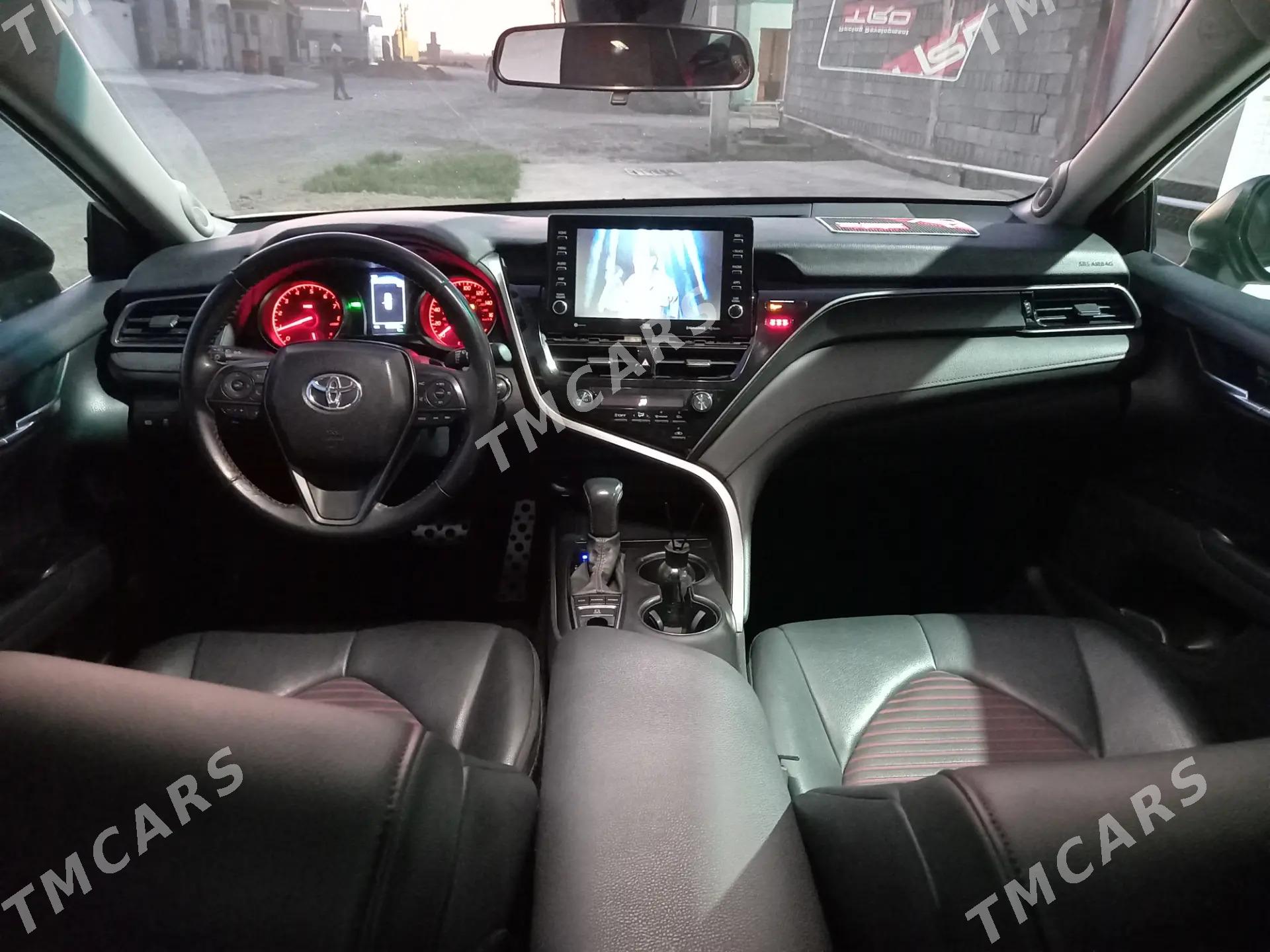 Toyota Camry 2021 - 370 000 TMT - Aşgabat - img 4