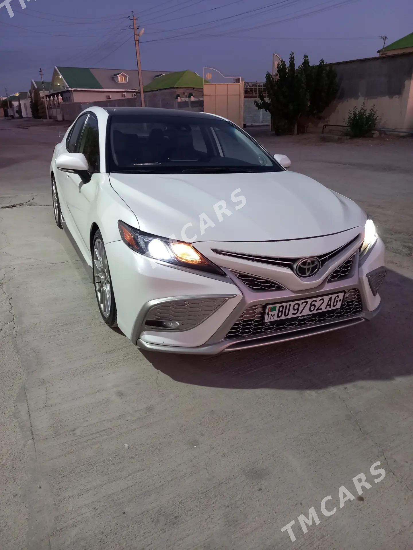 Toyota Camry 2021 - 370 000 TMT - Aşgabat - img 5