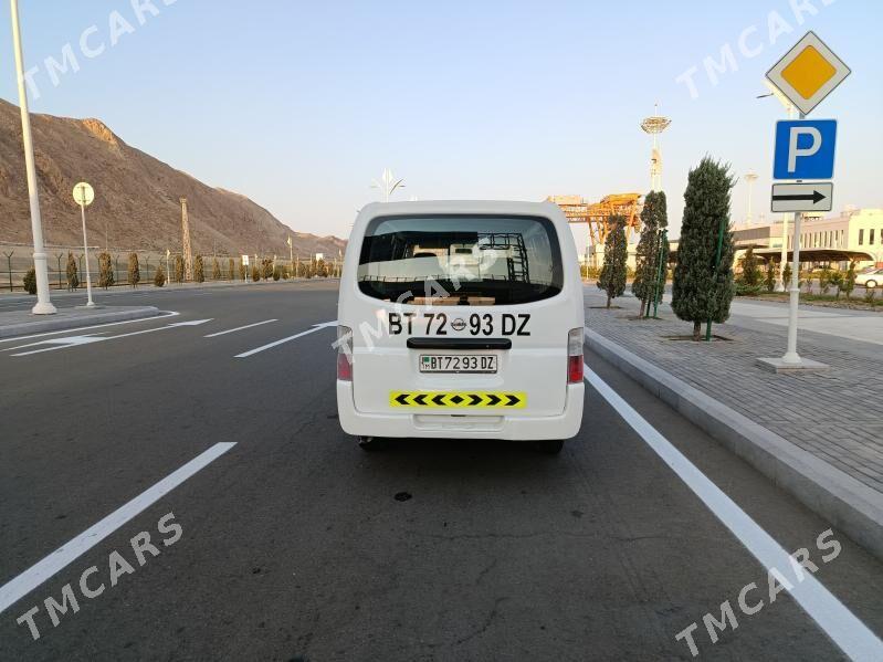 Nissan Urvan 2007 - 180 000 TMT - Туркменбаши - img 2