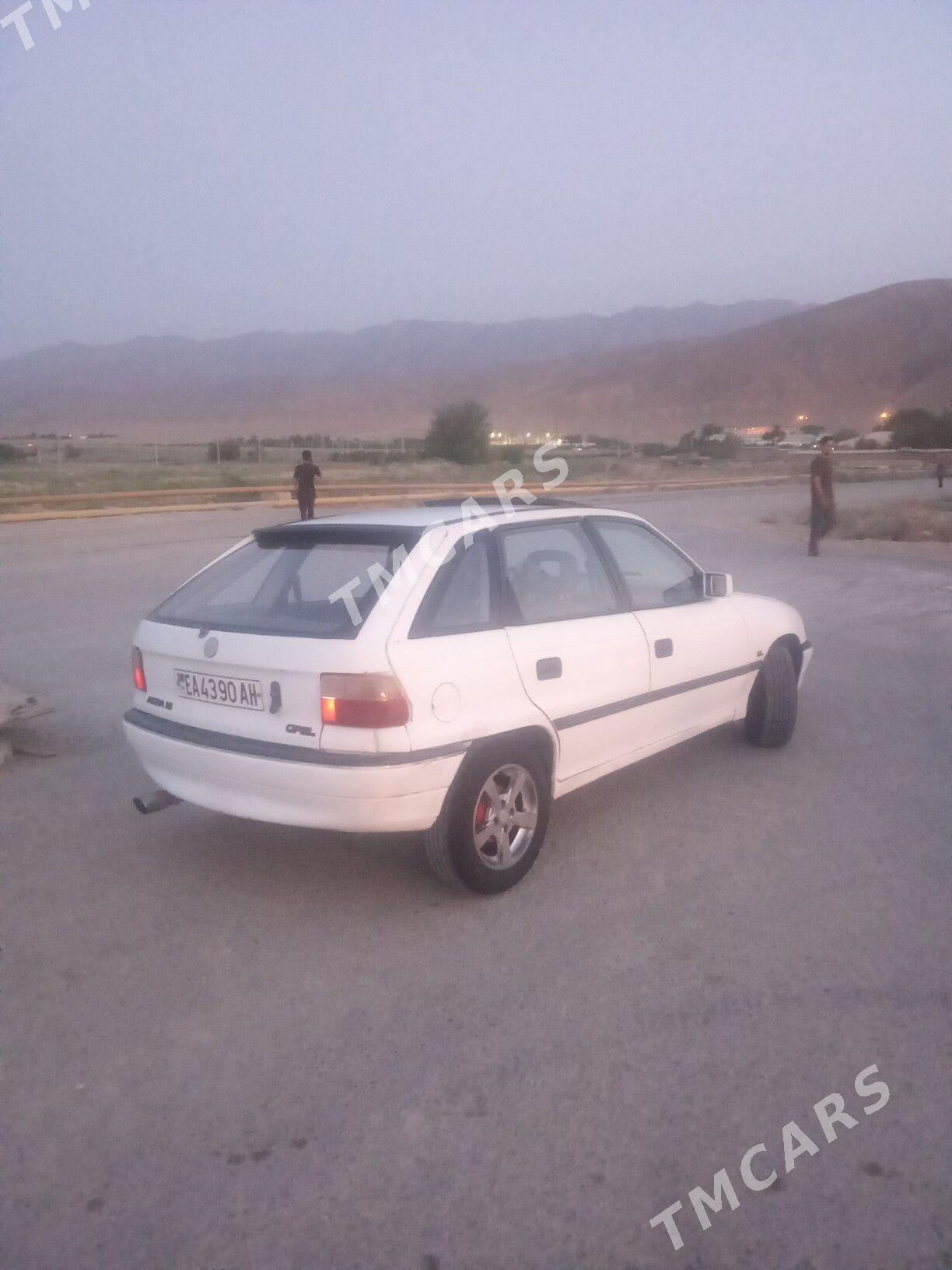 Opel Astra 1992 - 27 000 TMT - Bäherden - img 3