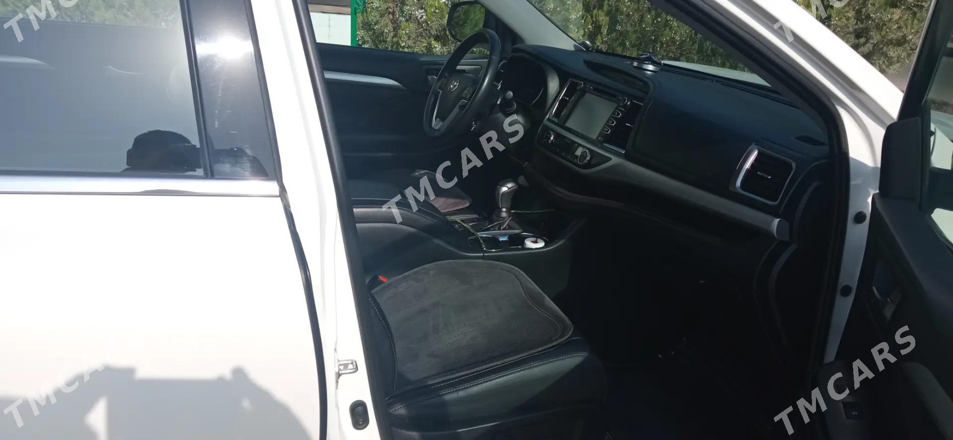 Toyota Highlander 2019 - 520 000 TMT - Türkmenbaşy - img 2