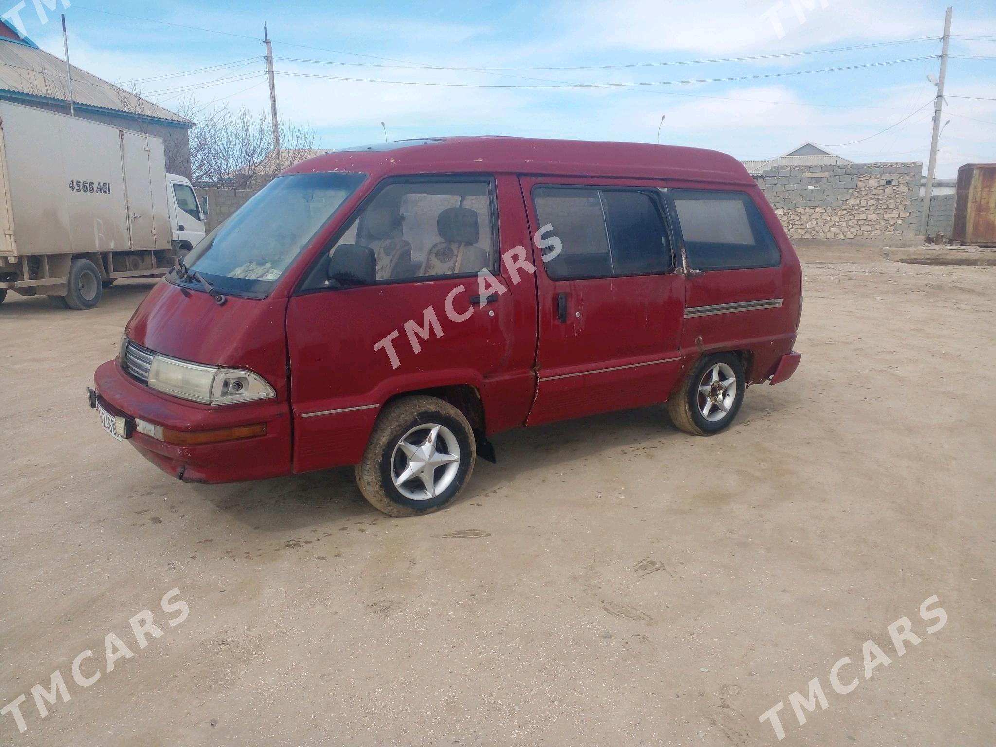 Toyota Hiace 1990 - 6 000 TMT - Esenguly - img 2