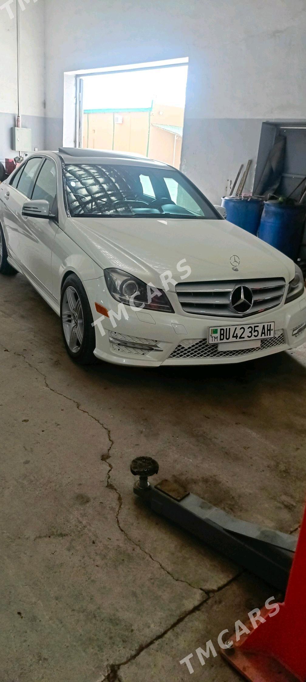 Mercedes-Benz C300 2012 - 210 000 TMT - Änew - img 2