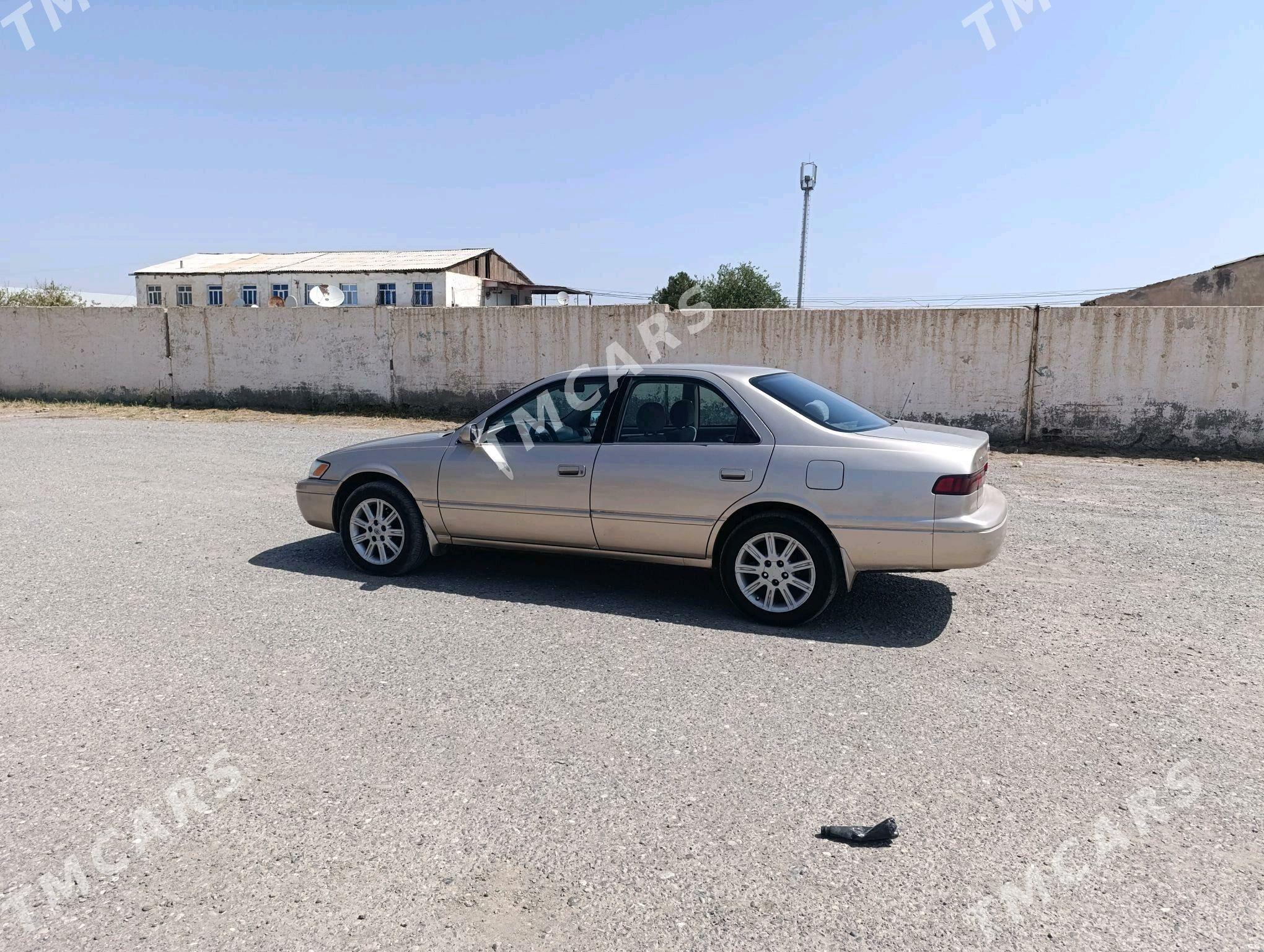 Toyota Camry 1998 - 130 000 TMT - Байрамали - img 5