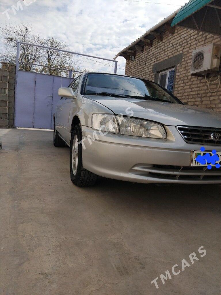 Toyota Camry 2000 - 140 000 TMT - Теджен - img 3