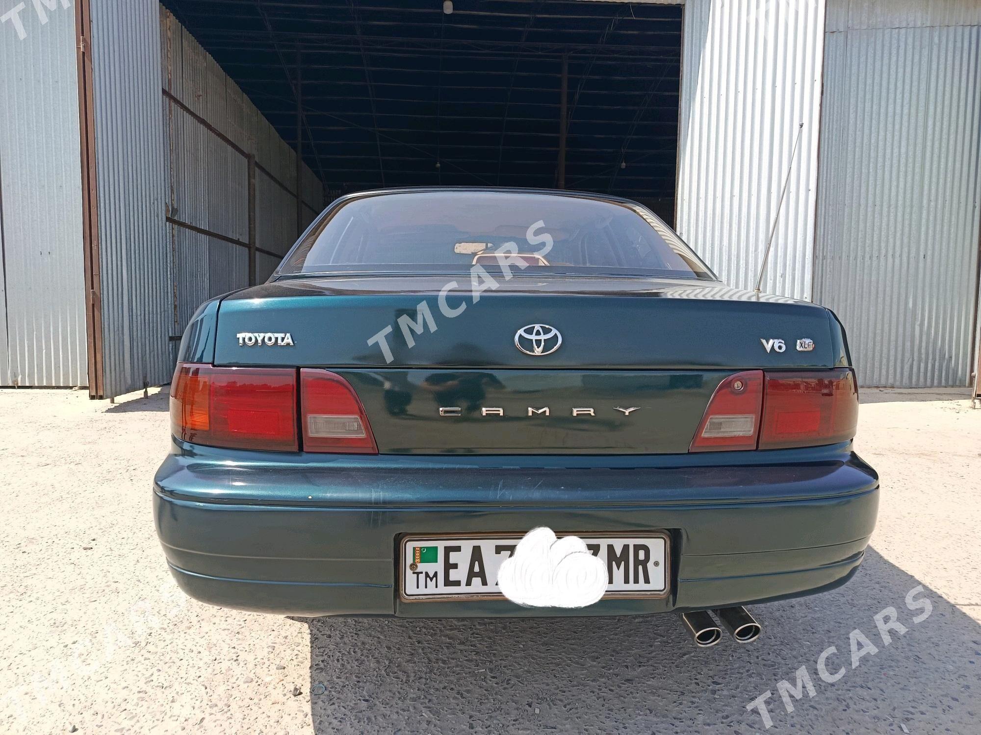 Toyota Camry 1994 - 96 000 TMT - Сакарчага - img 5
