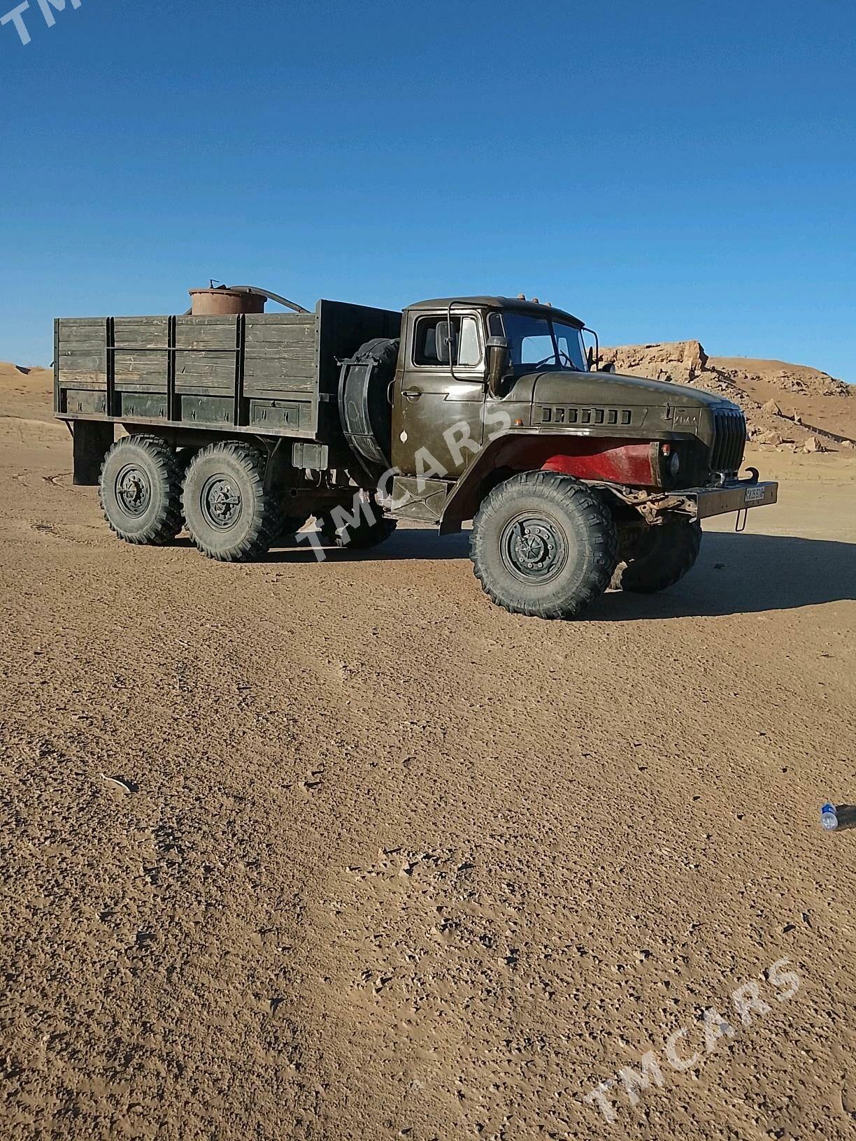 Ural 4320 1993 - 200 000 TMT - Ак-Бугдайский этрап - img 3