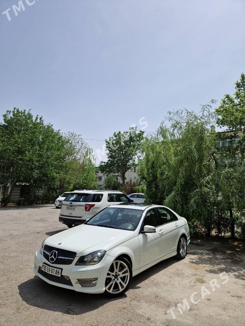 Mercedes-Benz C350 2011 - 200 000 TMT - Aşgabat - img 6