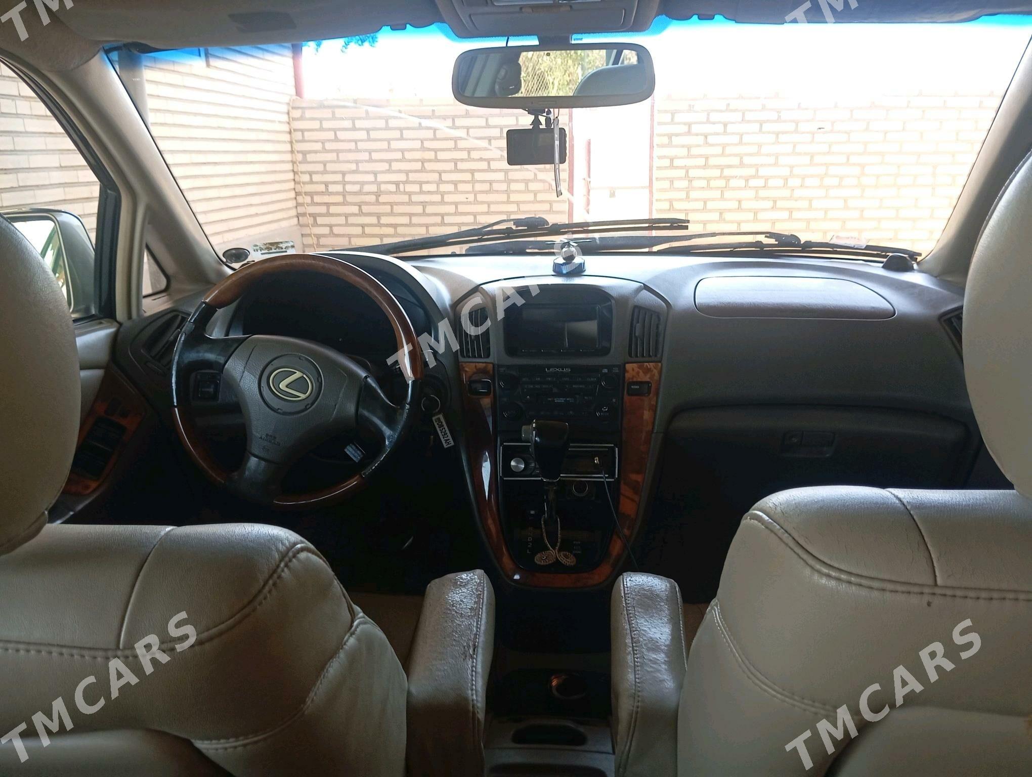 Lexus RX 300 2003 - 220 000 TMT - Серахс - img 4