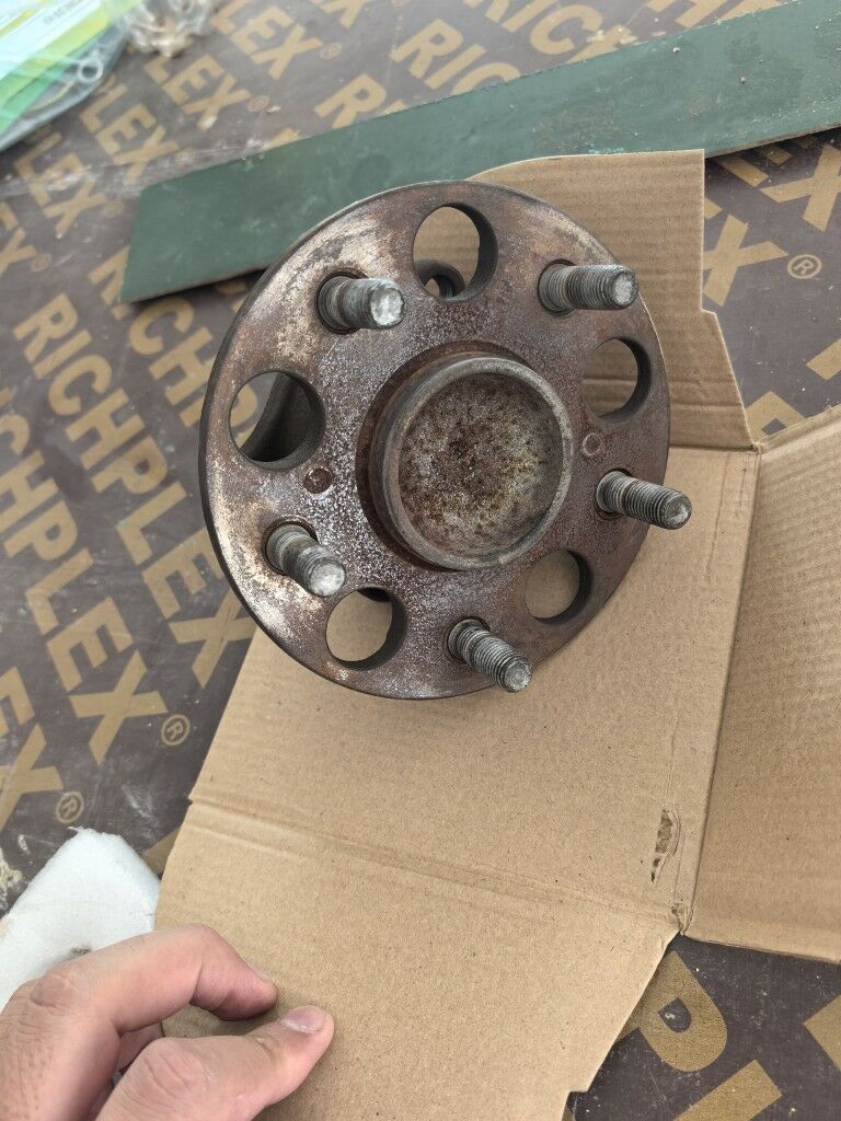 Stupitsa Camry 18-23. 550 TMT - Ашхабад - img 3