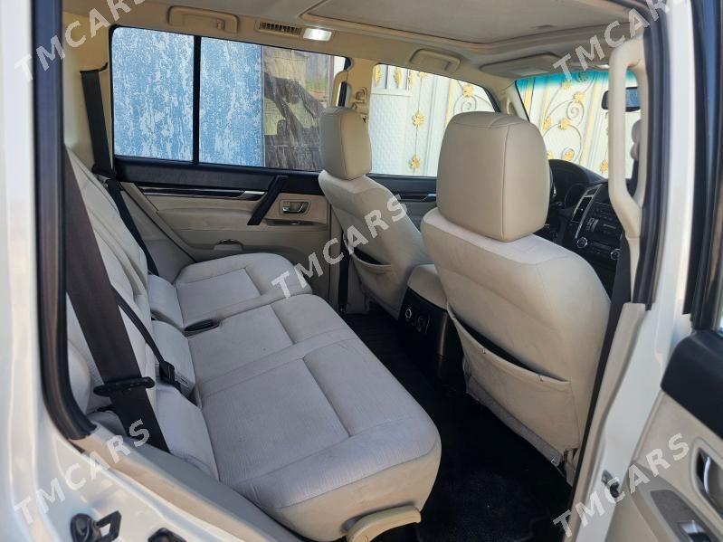 Mitsubishi Pajero 2014 - 260 000 TMT - Кака - img 5