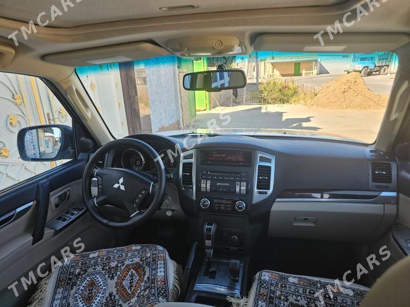 Mitsubishi Pajero 2014 - 260 000 TMT - Кака - img 2