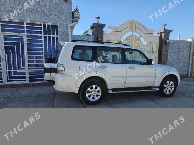 Mitsubishi Pajero 2014 - 260 000 TMT - Кака - img 8