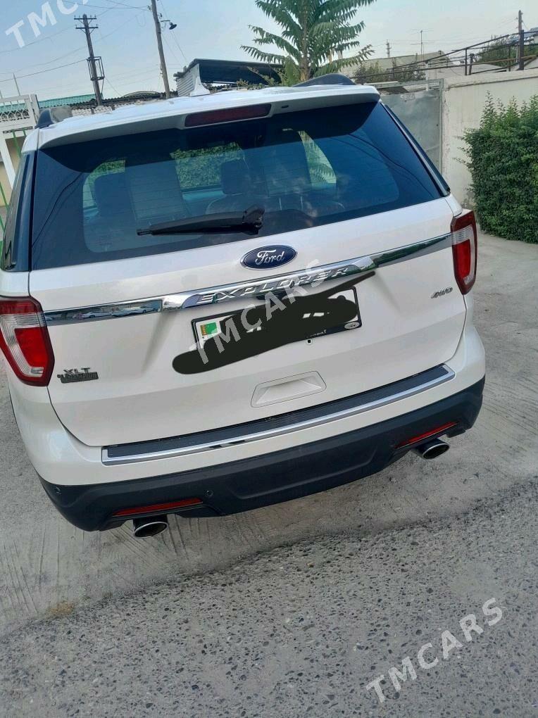 Ford Explorer 2017 - 320 000 TMT - Ашхабад - img 4