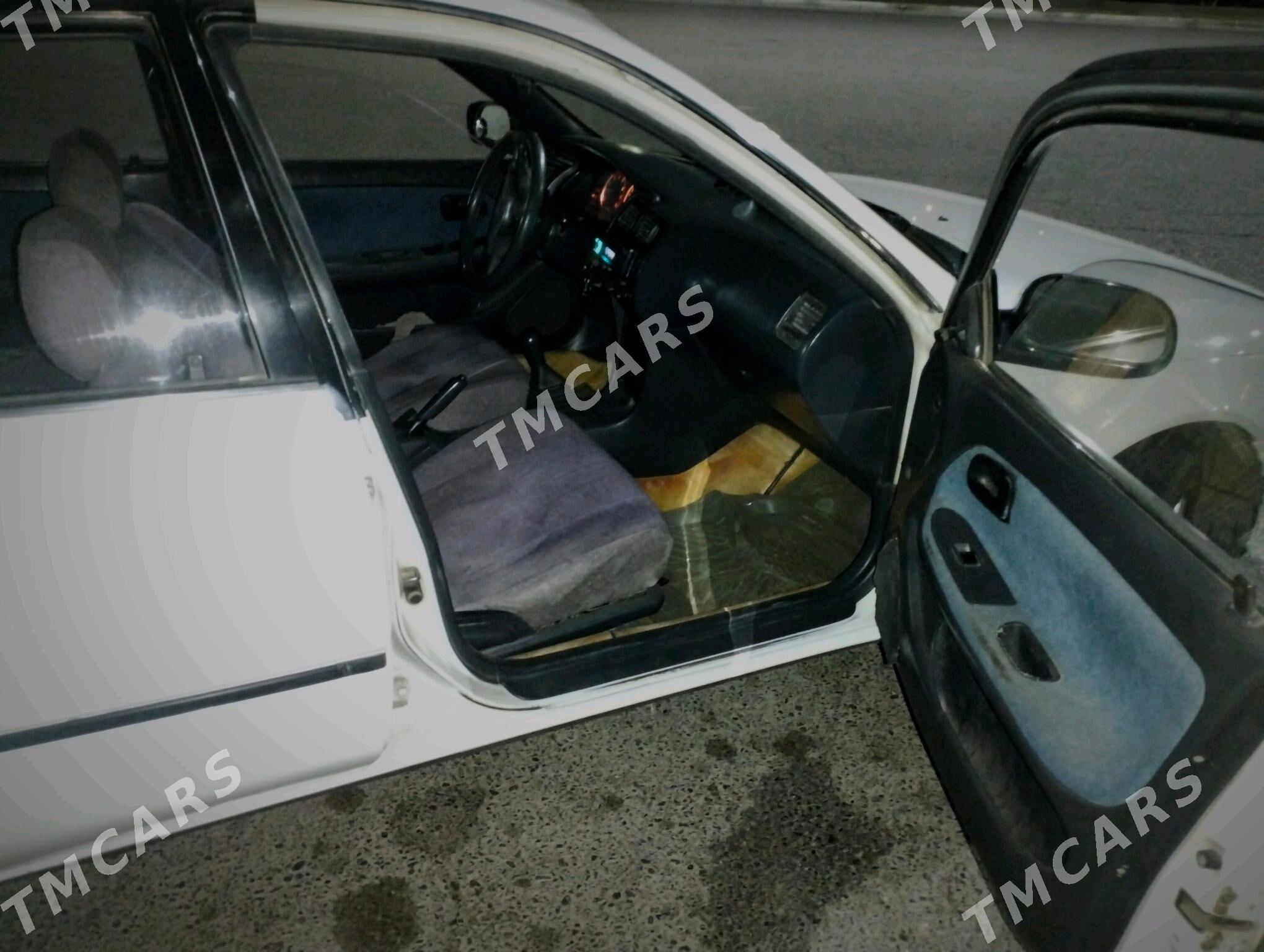 Toyota Corolla 1995 - 70 000 TMT - Daşoguz - img 4