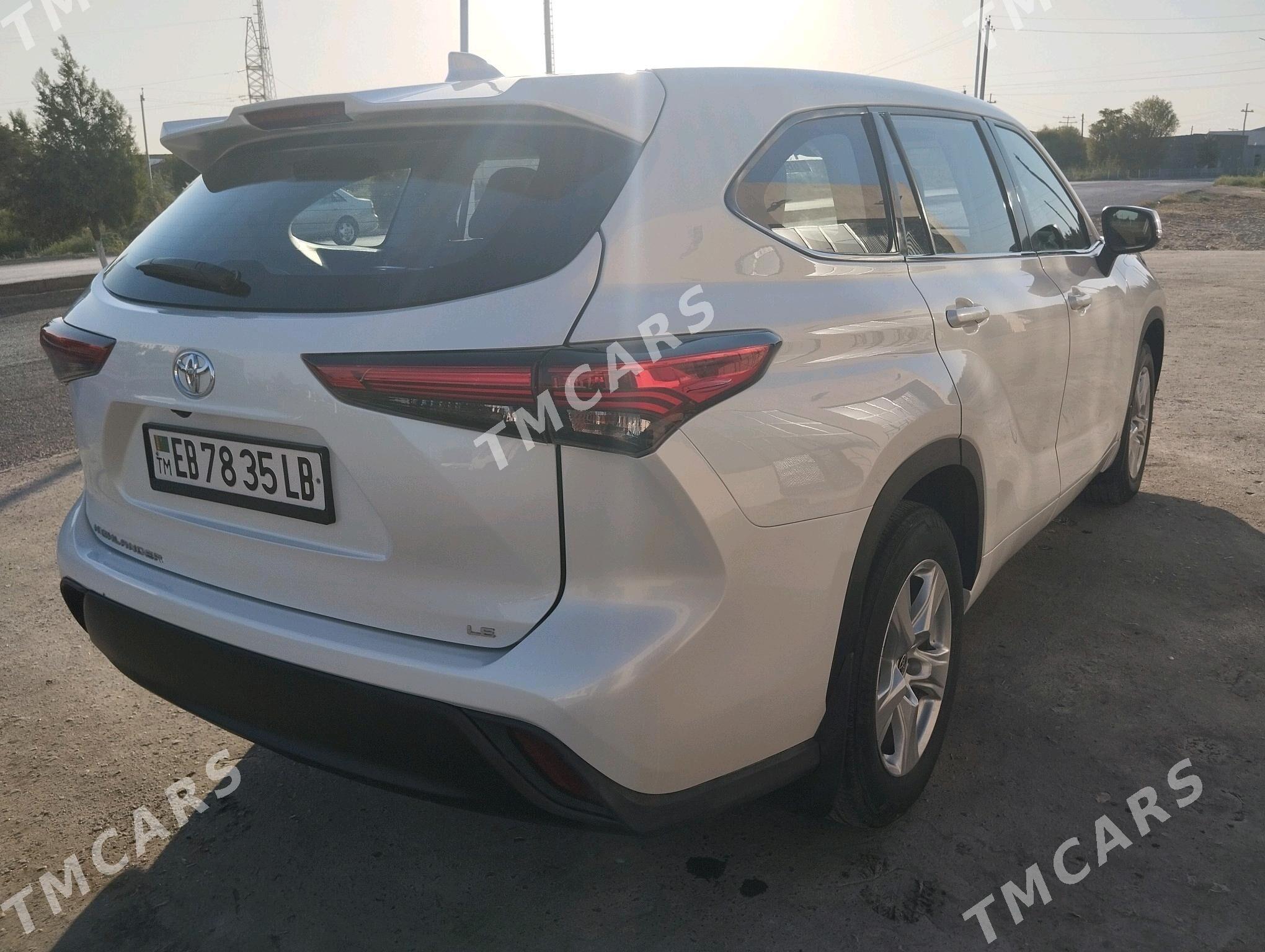 Toyota Highlander 2022 - 540 000 TMT - Türkmenabat - img 2