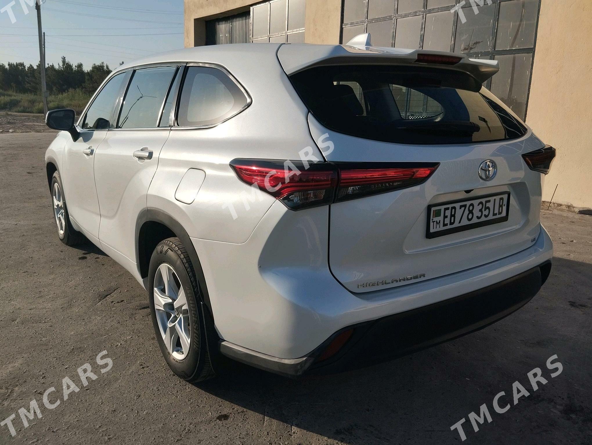 Toyota Highlander 2022 - 540 000 TMT - Türkmenabat - img 5