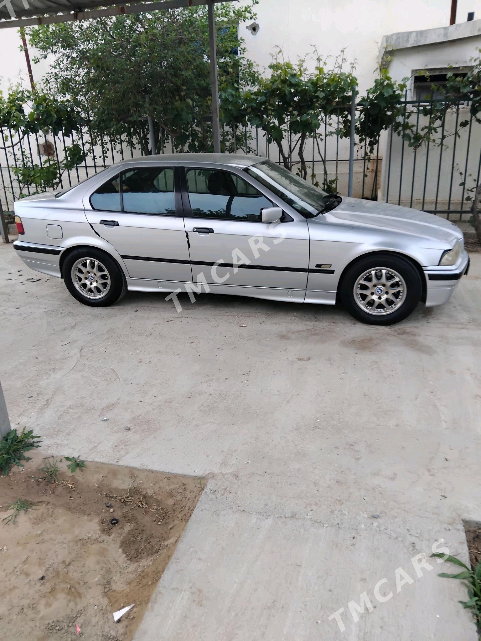BMW E34 1994 - 42 000 TMT - Аркадаг - img 5