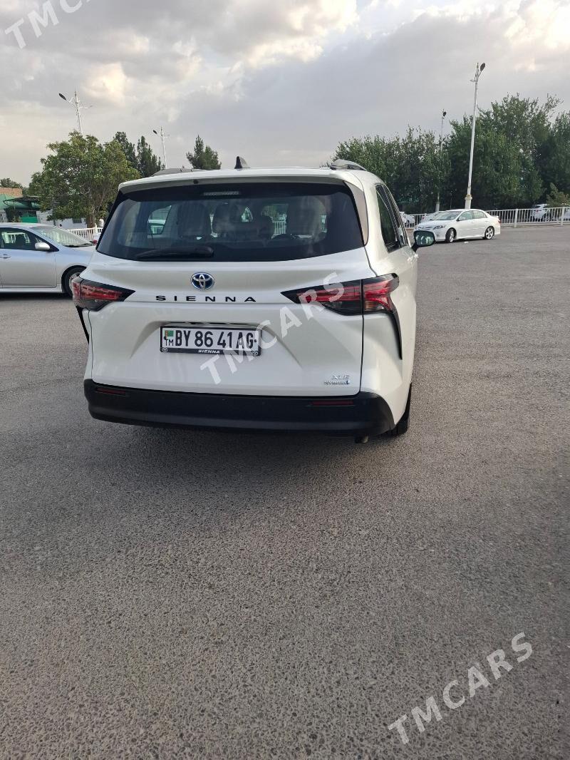 Toyota Sienna 2021 - 568 000 TMT - Чоганлы - img 4