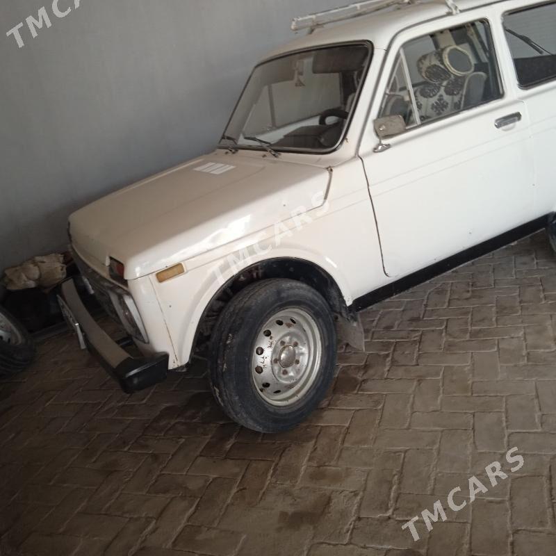 Lada Niva 1999 - 50 000 TMT - Халач - img 4