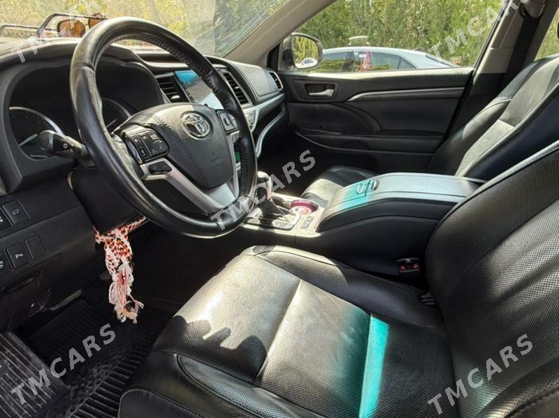 Toyota Highlander 2018 - 480 000 TMT - Aşgabat - img 9