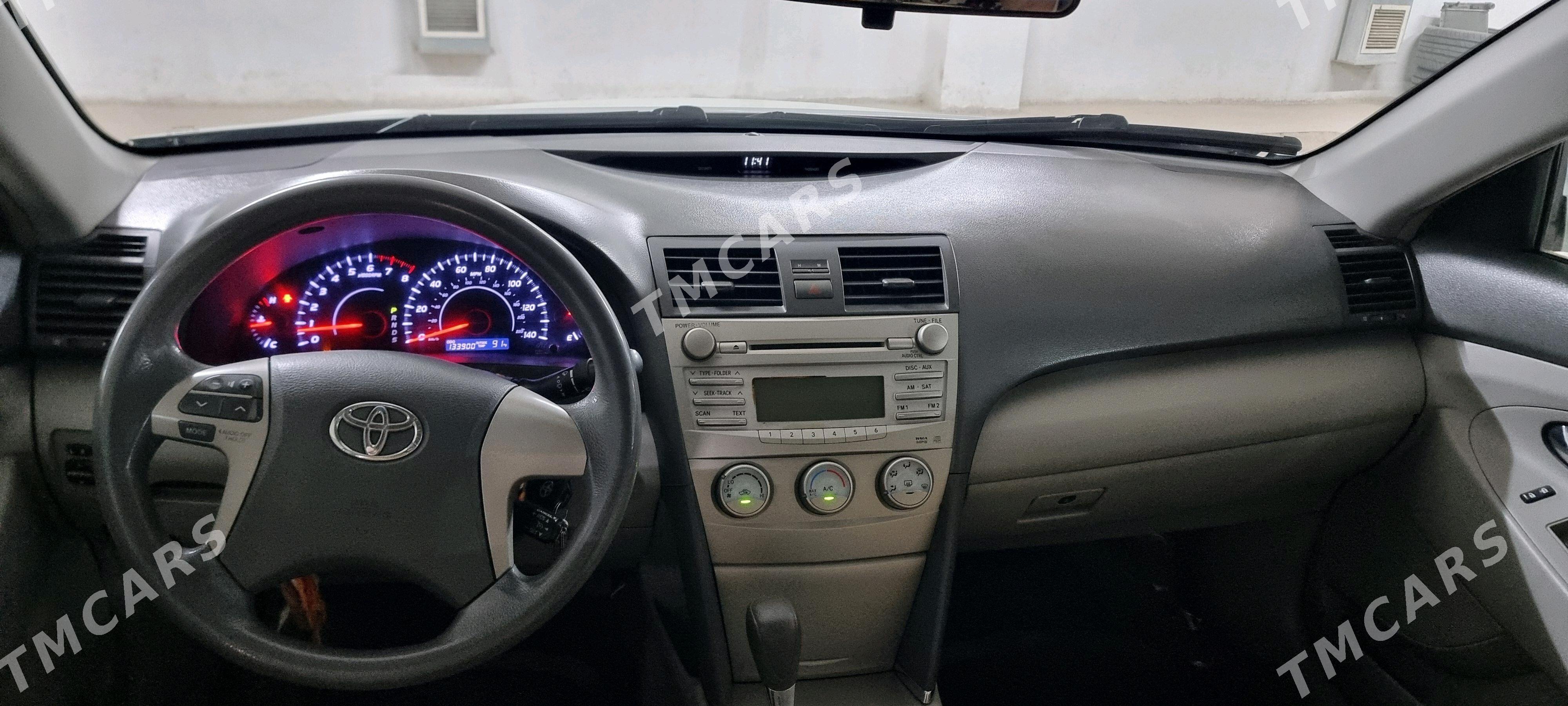 Toyota Camry 2010 - 200 000 TMT - Ашхабад - img 4