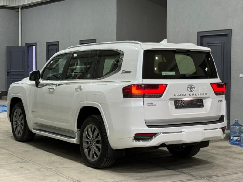 Toyota Land Cruiser 2023 - 1 607 000 TMT - Aşgabat - img 4